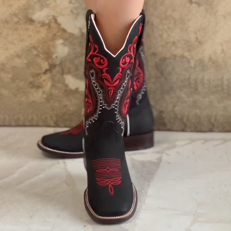 Pointed-Toe Low-Heel Mid-Boots